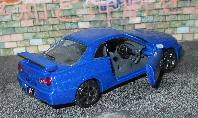 Illustration for article titled Review: Tamiya Nissan Skyline R34 V-spec